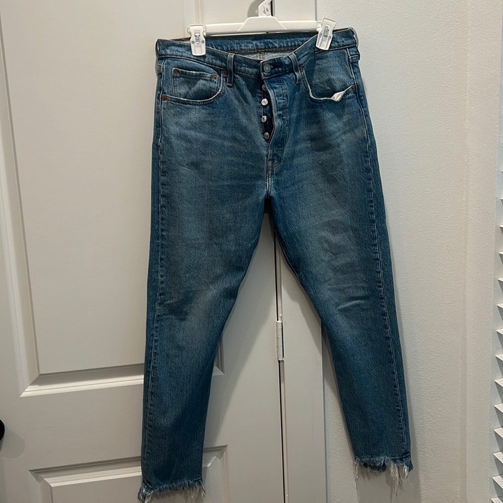 Levi 501 distressed jeans. Worn once!